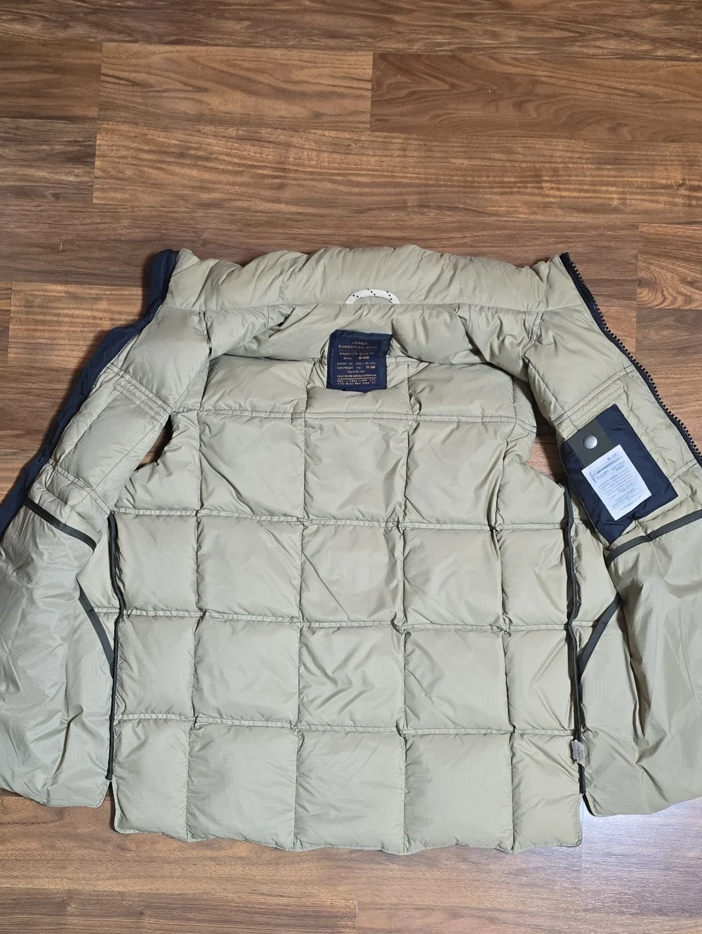 J.Crew Men’s Expedition Down Puffer Vest Navy Blue Size